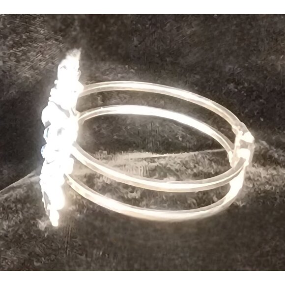 Hinged Starfish and Seashell Bracelet with Blue Rhinestones - Picture 5 of 11